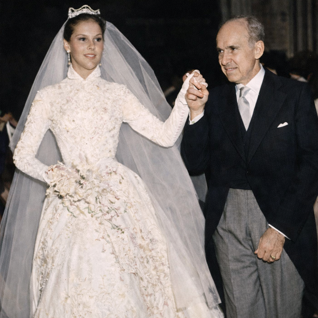 Pedro Lorenzo Raggio com sua enteada Maricy em seu casamento